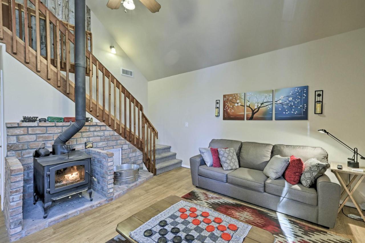 Family-Friendly Forested Home With Snow Play Area! Flagstaff Esterno foto